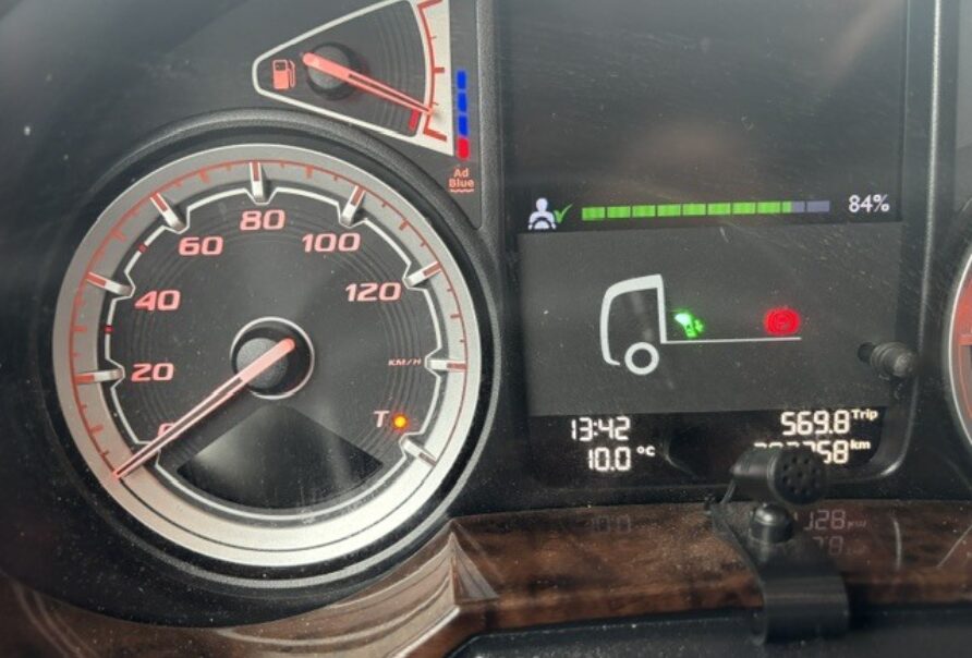 DAF XF 480  SPACE CAB   MANUAL GEARBOX