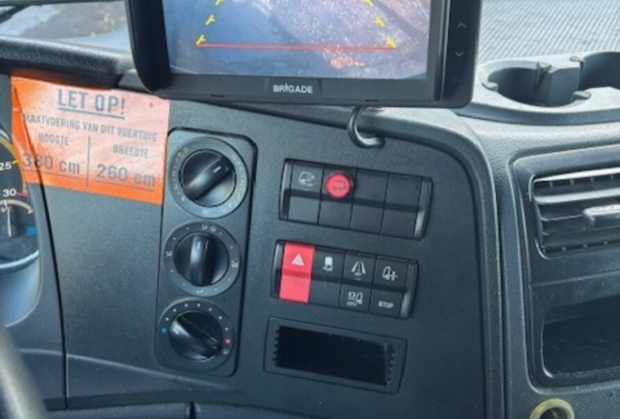 Mercedes Atego  1223