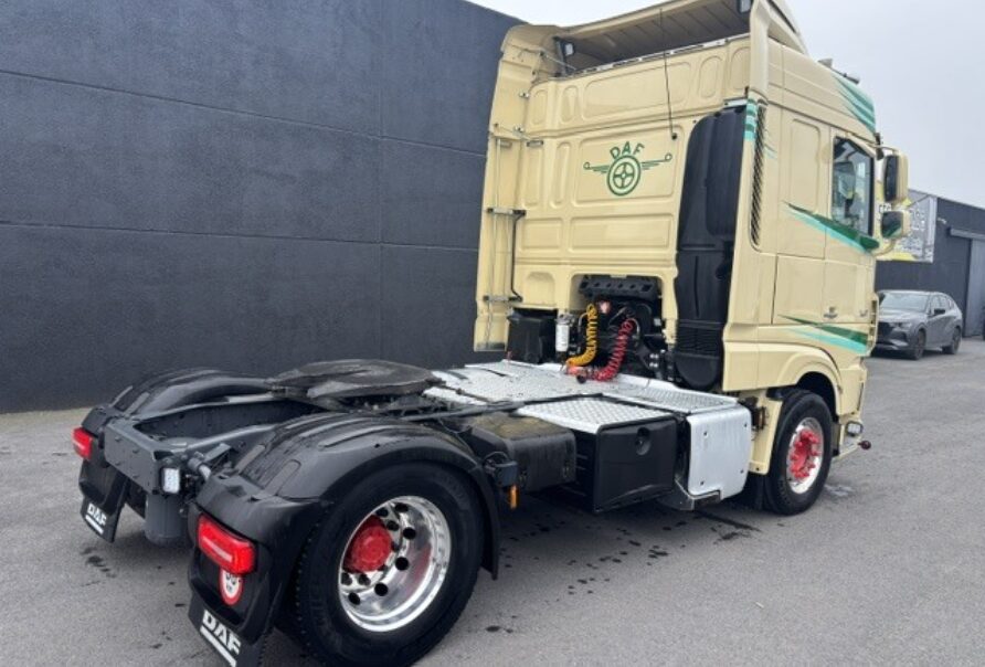 DAF XF 480  SPACE CAB   MANUAL GEARBOX