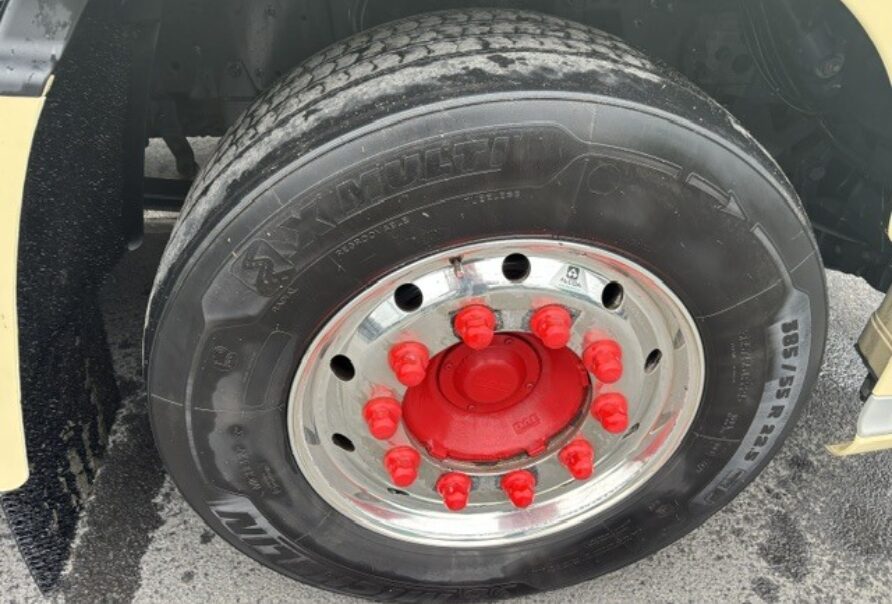 DAF XF 480  SPACE CAB   MANUAL GEARBOX