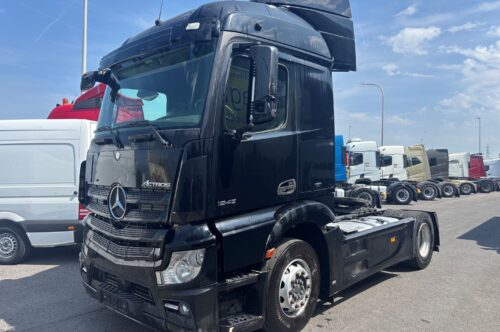 Mercedes Actros  1845