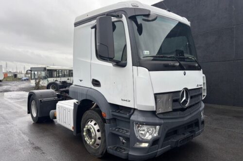Mercedes Actros  1843